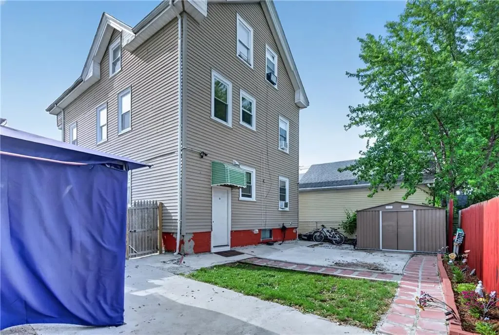 142 Richard Street Cranston RI 02910