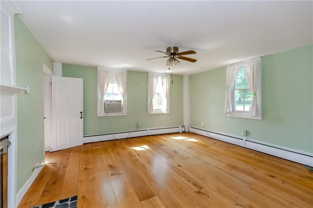 60 Colwell Road Smithfield RI 02828