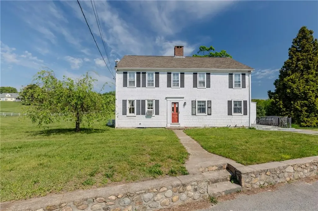 60 Colwell Road Smithfield RI 02828
