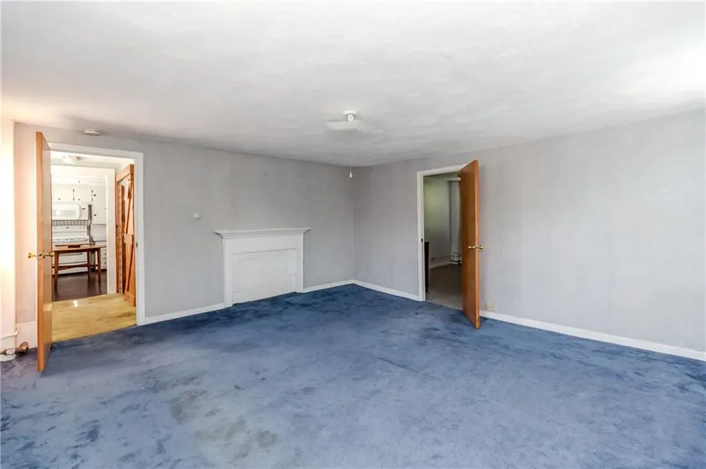 60 Colwell Road Smithfield RI 02828