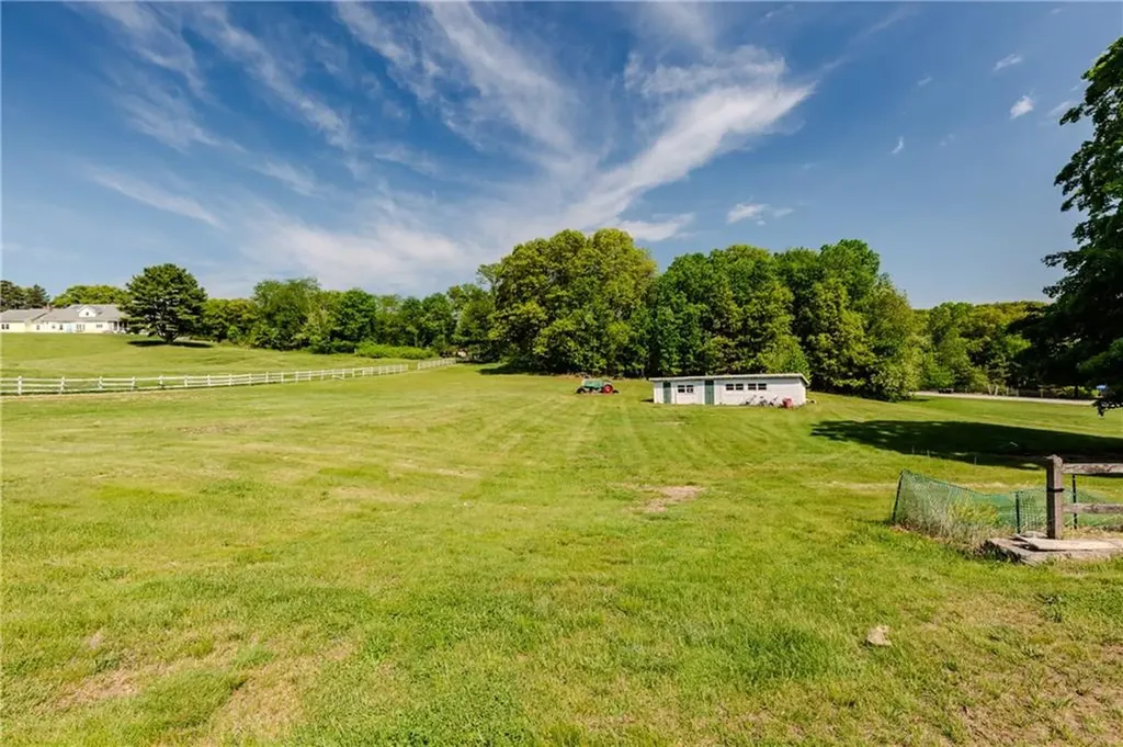 60 Colwell Road Smithfield RI 02828