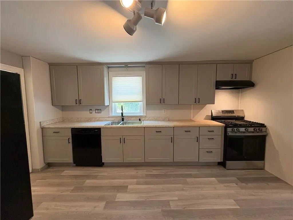 968 Elm Street Woonsocket RI 02895