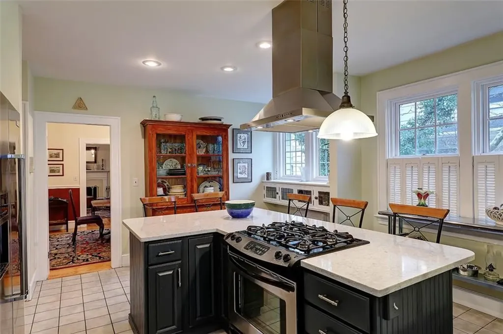 20 Grotto Avenue Providence RI 02906