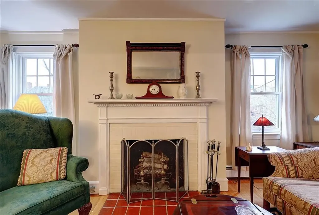 20 Grotto Avenue Providence RI 02906