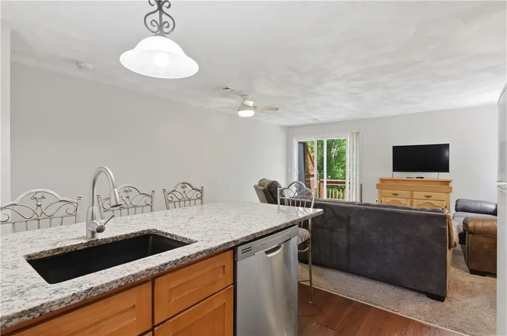 8 Susan Circle South Kingstown RI 02879