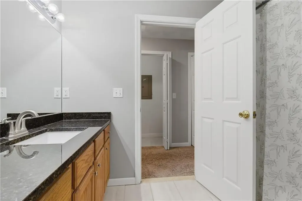 8 Susan Circle South Kingstown RI 02879