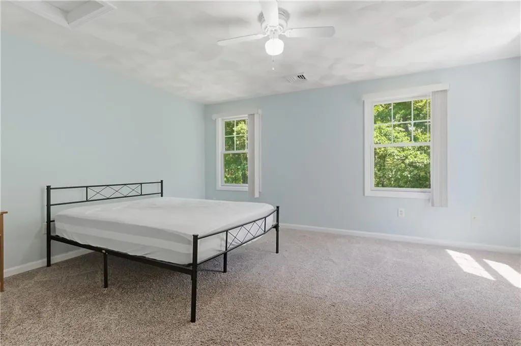 8 Susan Circle South Kingstown RI 02879