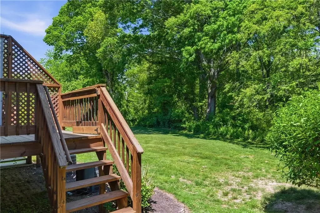 8 Susan Circle South Kingstown RI 02879