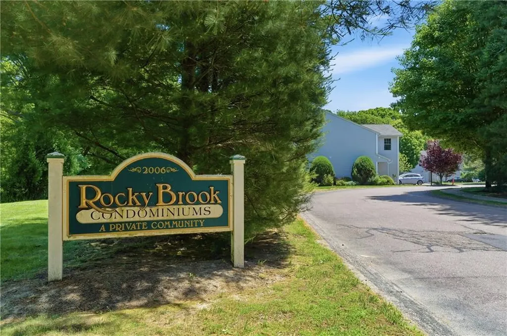 8 Susan Circle South Kingstown RI 02879