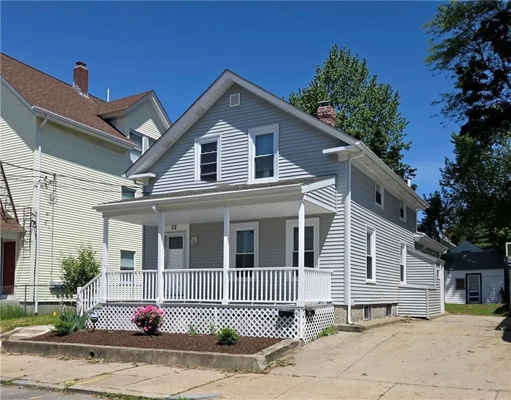 32 Gooding Street Pawtucket RI 02860