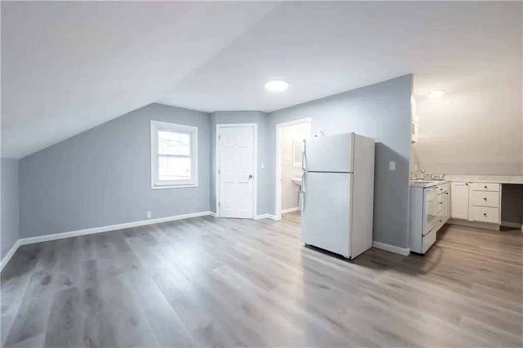 32 Gooding Street Pawtucket RI 02860