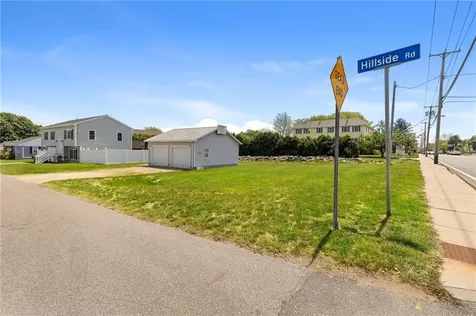 3055 East Main Road Portsmouth RI 02971
