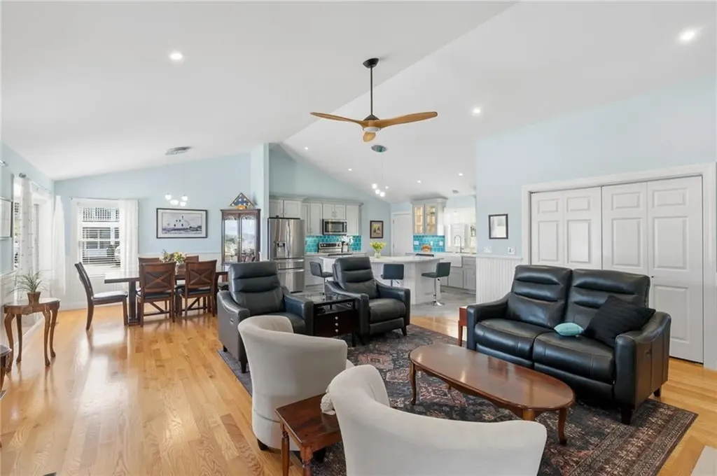 66 Mare Terrace Portsmouth RI 02871