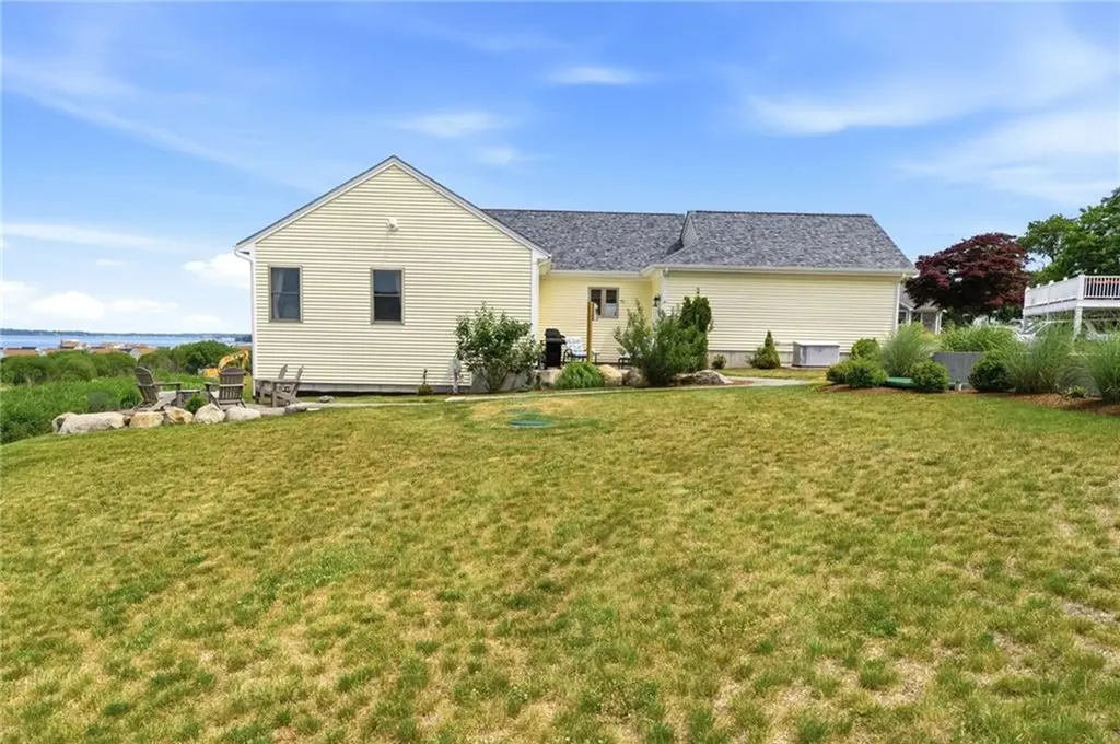 66 Mare Terrace Portsmouth RI 02871