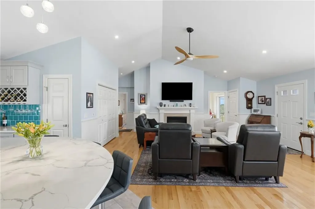66 Mare Terrace Portsmouth RI 02871