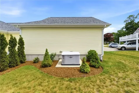 66 Mare Terrace Portsmouth RI 02871