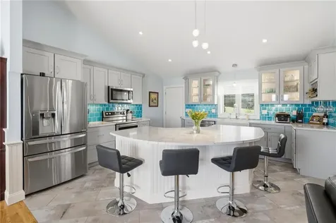 66 Mare Terrace Portsmouth RI 02871