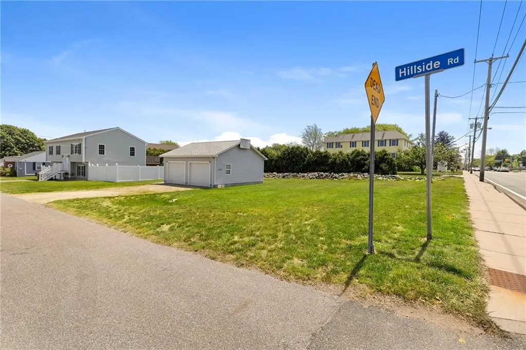 3055 East Main Road Portsmouth RI 02871