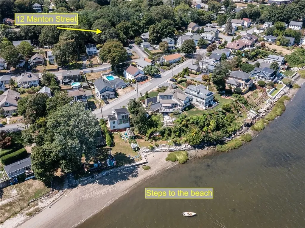 12 Manton Street Warwick RI 02818