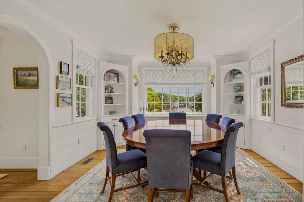 148 Nanaquaket Road Tiverton RI 02878