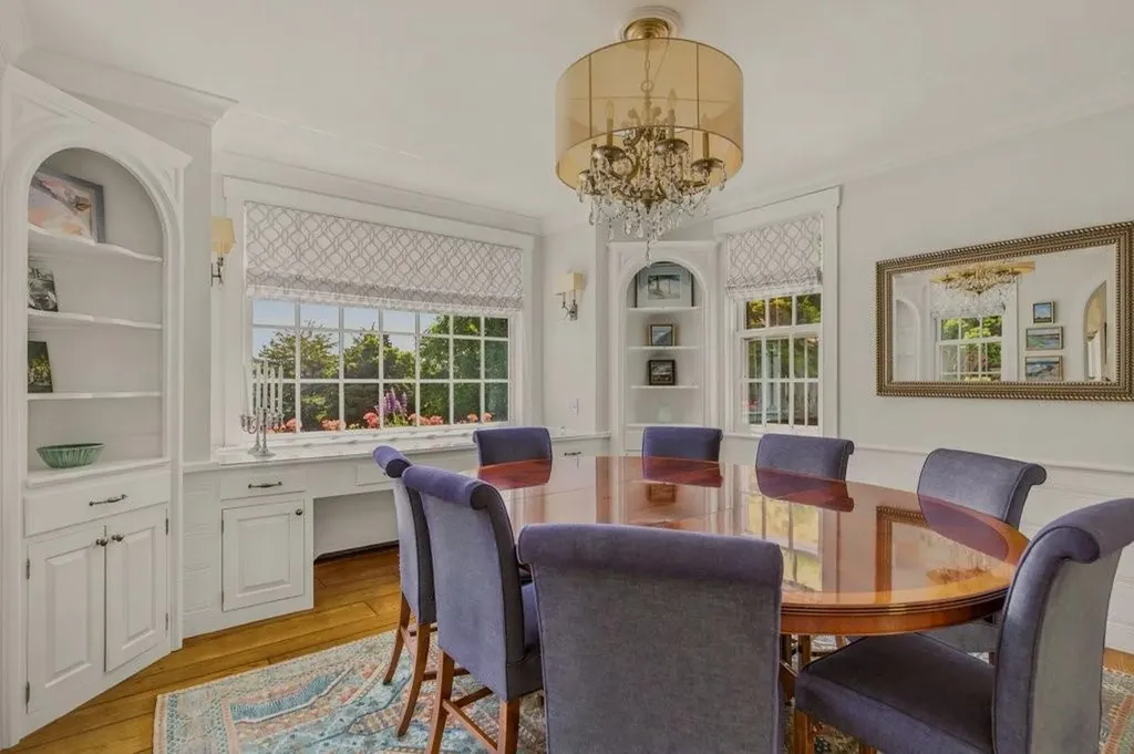 148 Nanaquaket Road Tiverton RI 02878