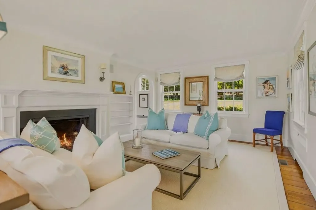 148 Nanaquaket Road Tiverton RI 02878