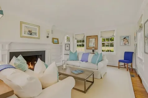 148 Nanaquaket Road Tiverton RI 02878