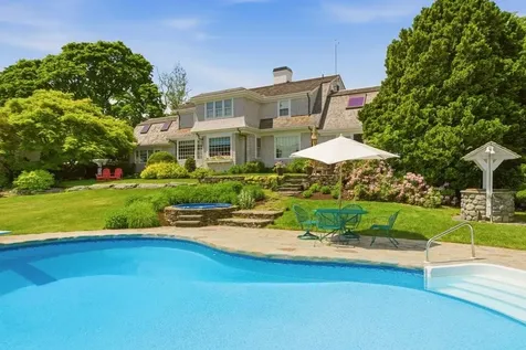 148 Nanaquaket Road Tiverton RI 02878