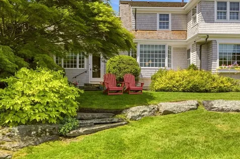 148 Nanaquaket Road Tiverton RI 02878