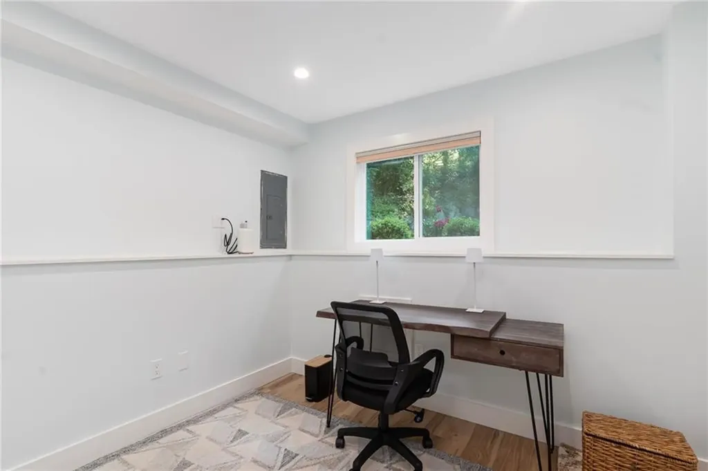 117 Indian Avenue Portsmouth RI 02871
