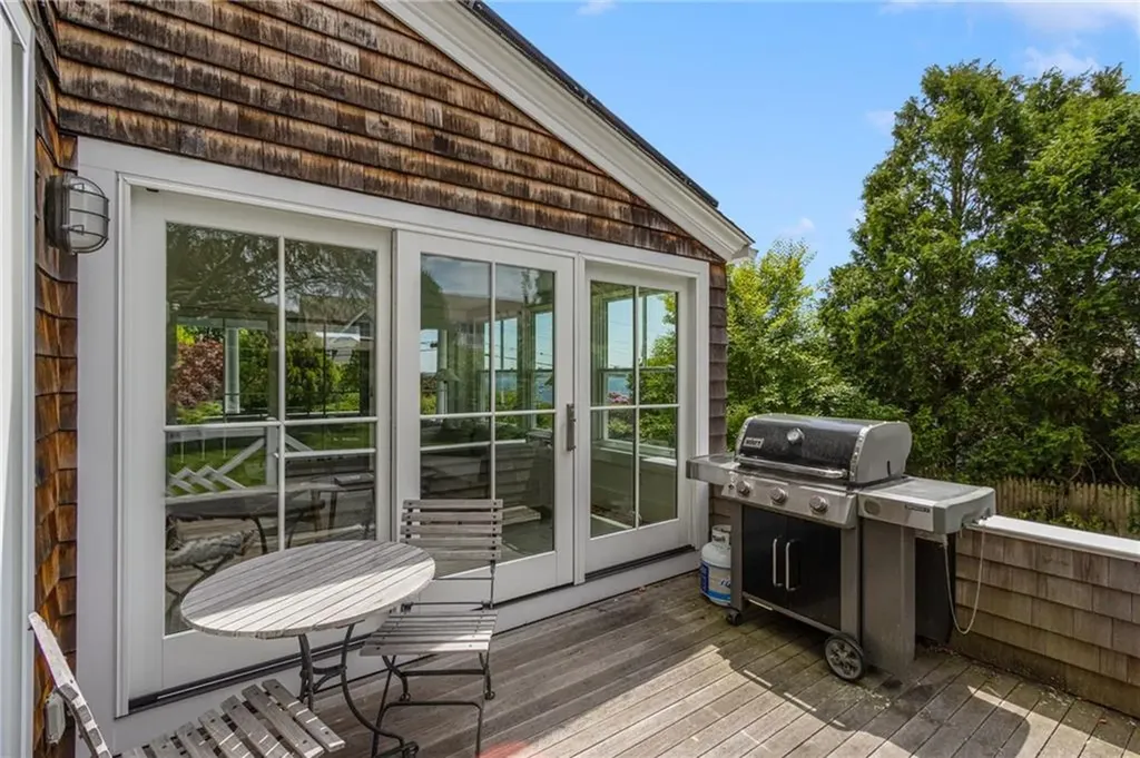 47 Longfellow Road Jamestown RI 02835