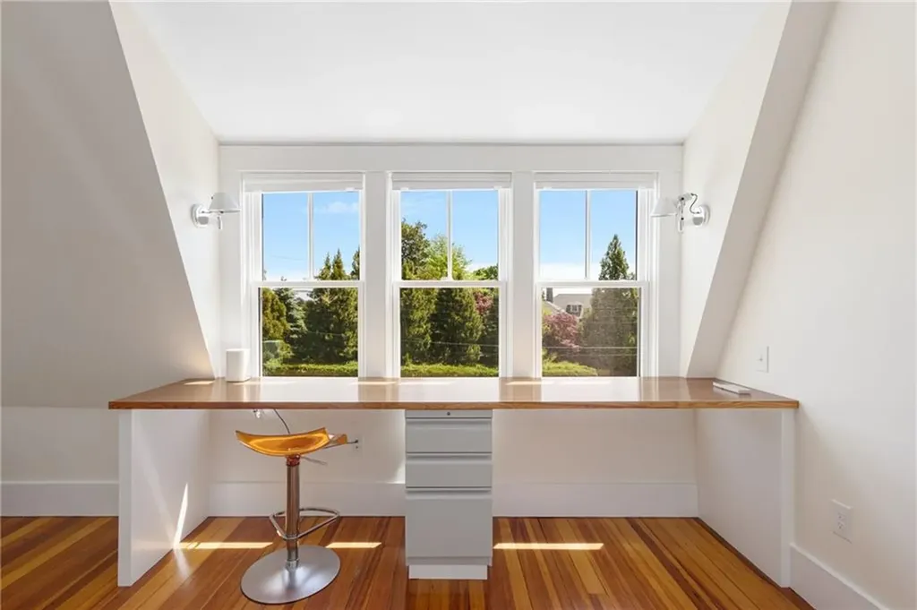 47 Longfellow Road Jamestown RI 02835