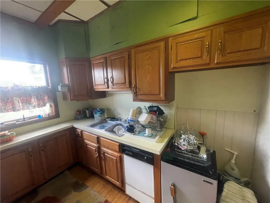 82 Jefferson Avenue Pawtucket RI 02860