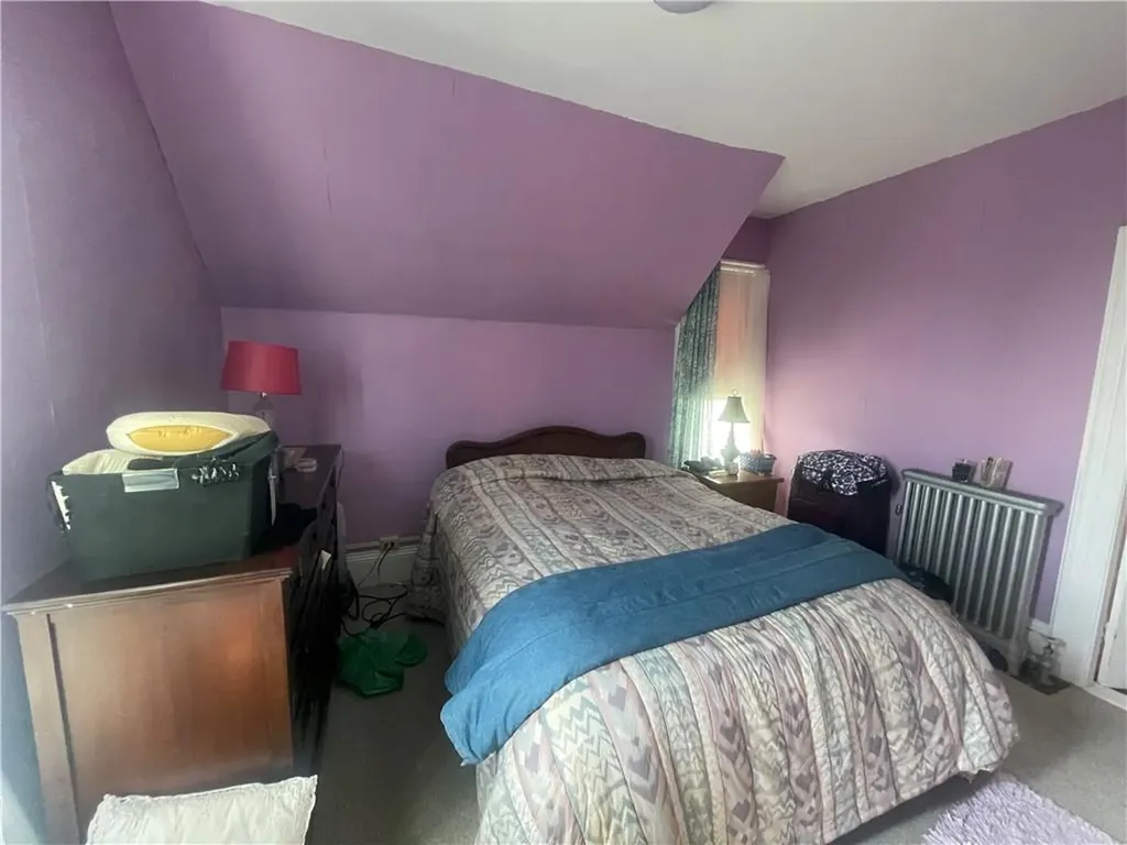 82 Jefferson Avenue Pawtucket RI 02860