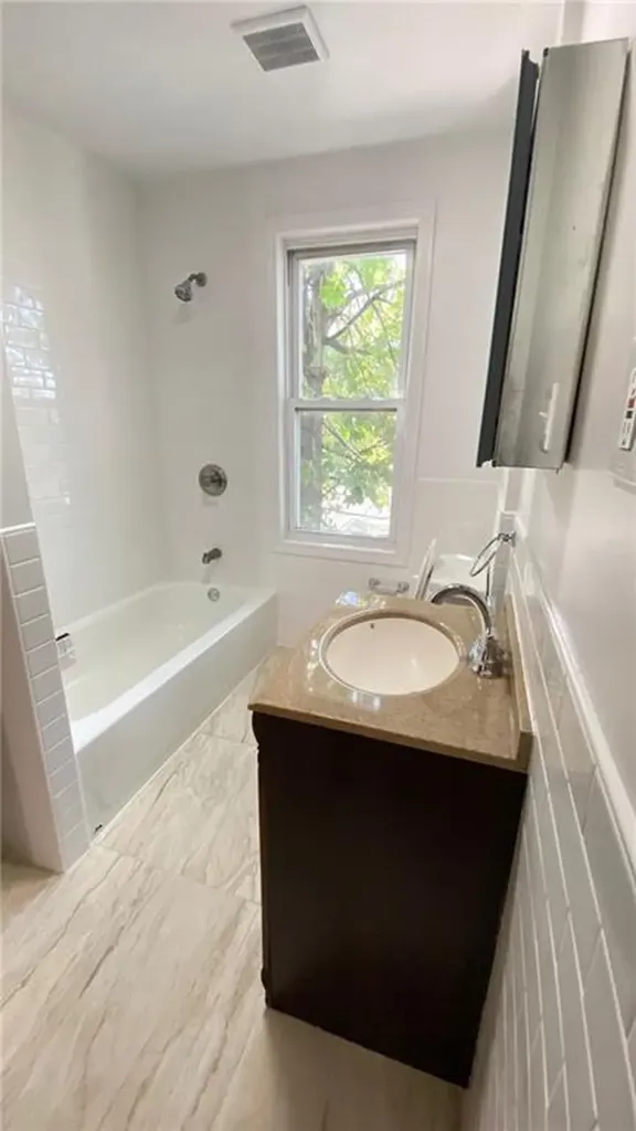 38 Atlantic Avenue Providence RI 02907