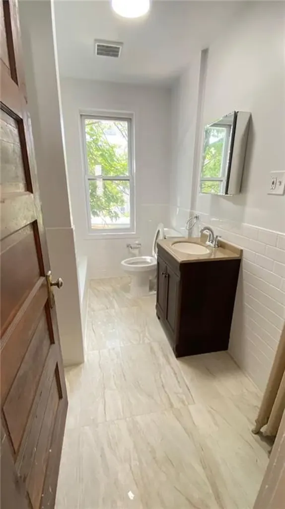 38 Atlantic Avenue Providence RI 02907