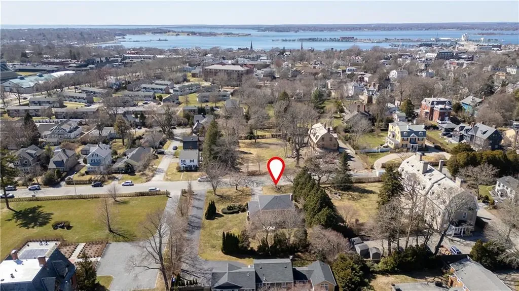 26 Red Cross Avenue Newport RI 02840