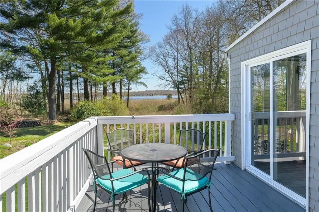 20 Bullock Avenue Barrington RI 02806