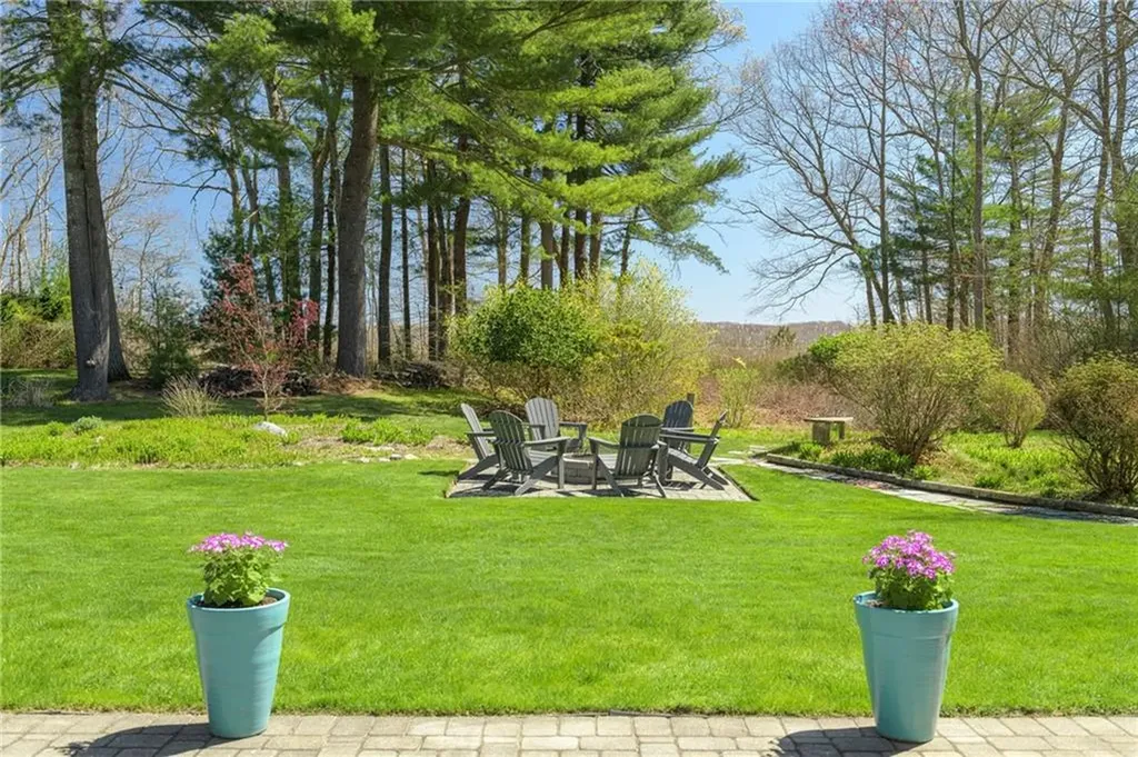 20 Bullock Avenue Barrington RI 02806