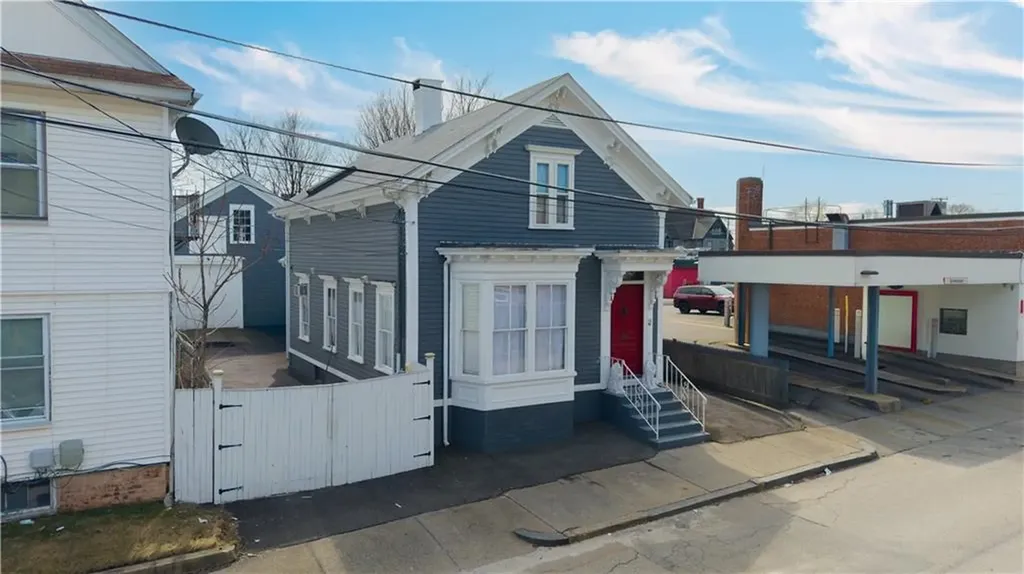 78 Jenks Street Central Falls RI 02863