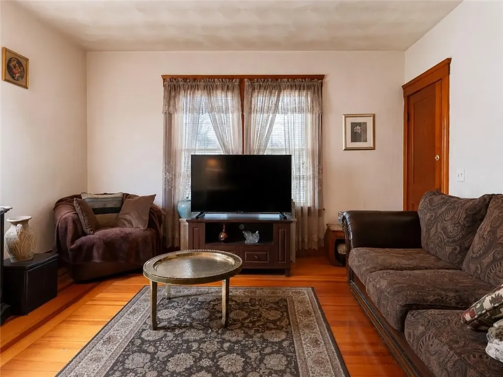 13 15 Cameron Street Pawtucket RI 02861