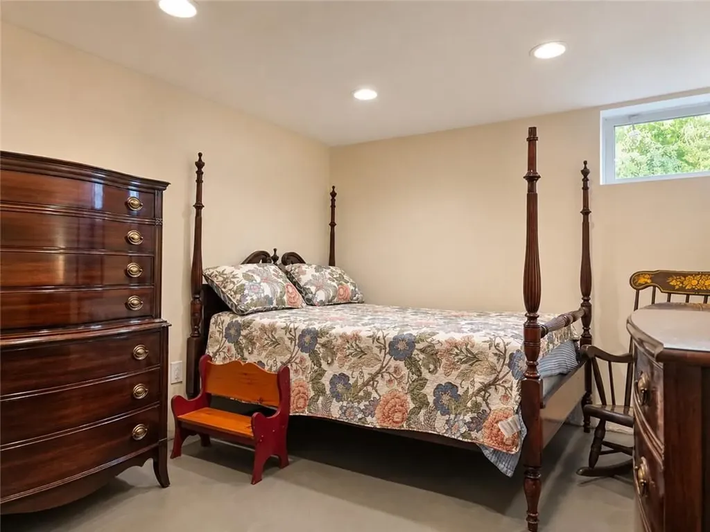 13 15 Cameron Street Pawtucket RI 02861