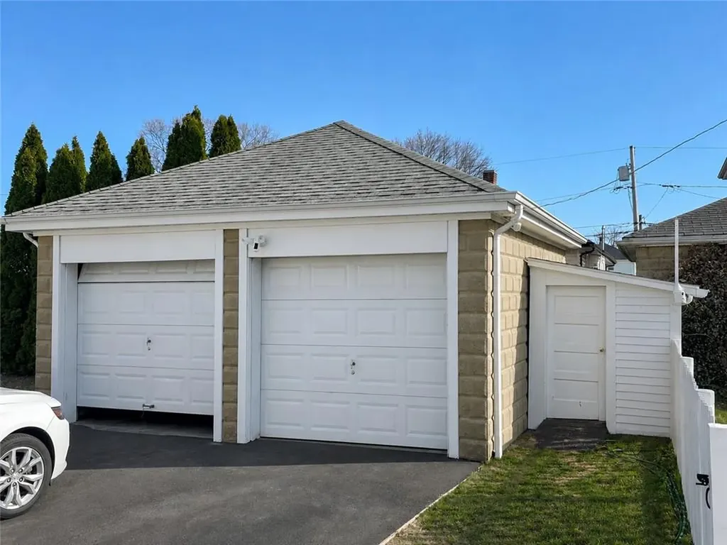 13 15 Cameron Street Pawtucket RI 02861