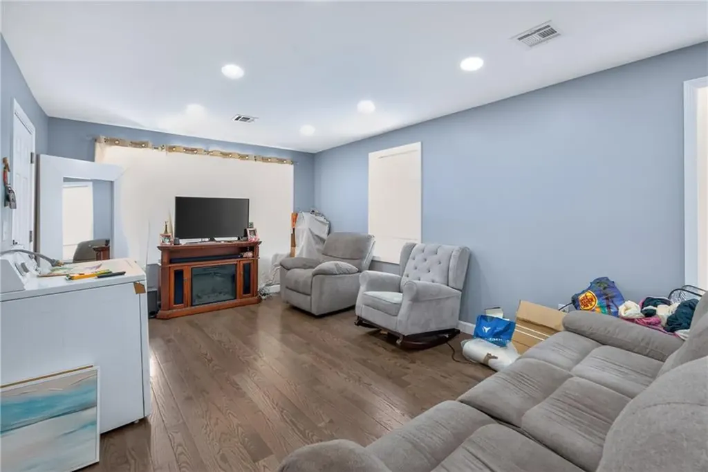 30 Deborah Street Providence RI 02909