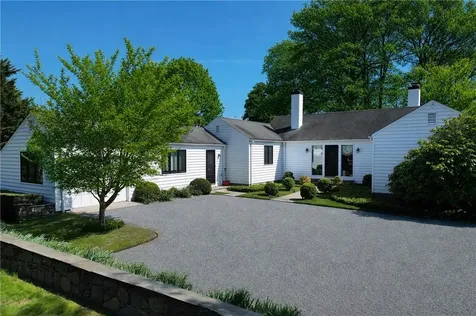 18 Ledge Road Newport RI 02840
