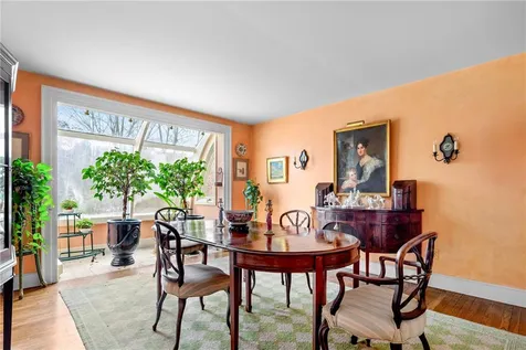 18 Ledge Road Newport RI 02840