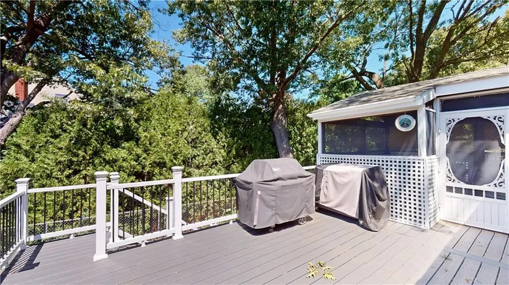 17 Tell Street Warwick RI 02889