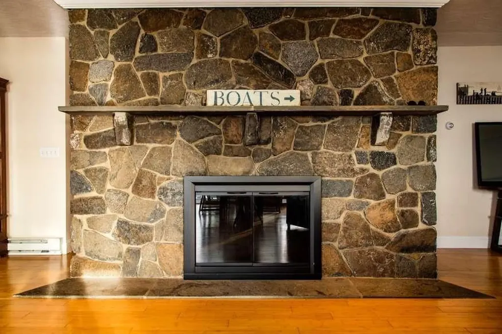 213 Seaside Drive Jamestown RI 02835