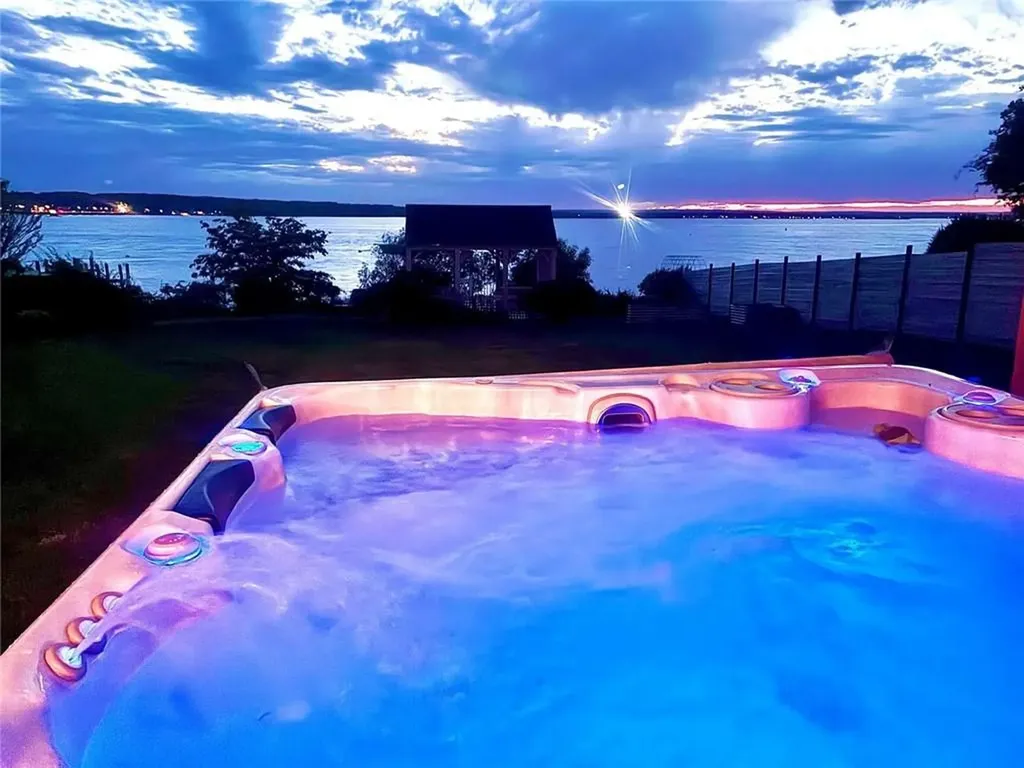 213 Seaside Drive Jamestown RI 02835