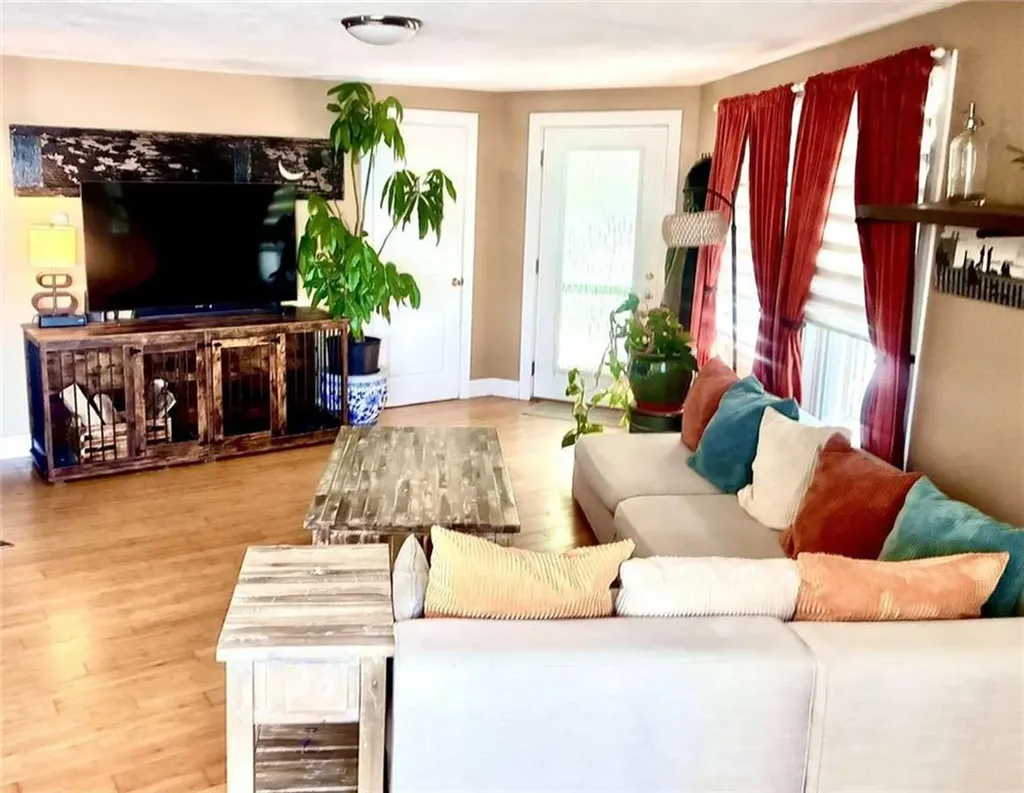 213 Seaside Drive Jamestown RI 02835
